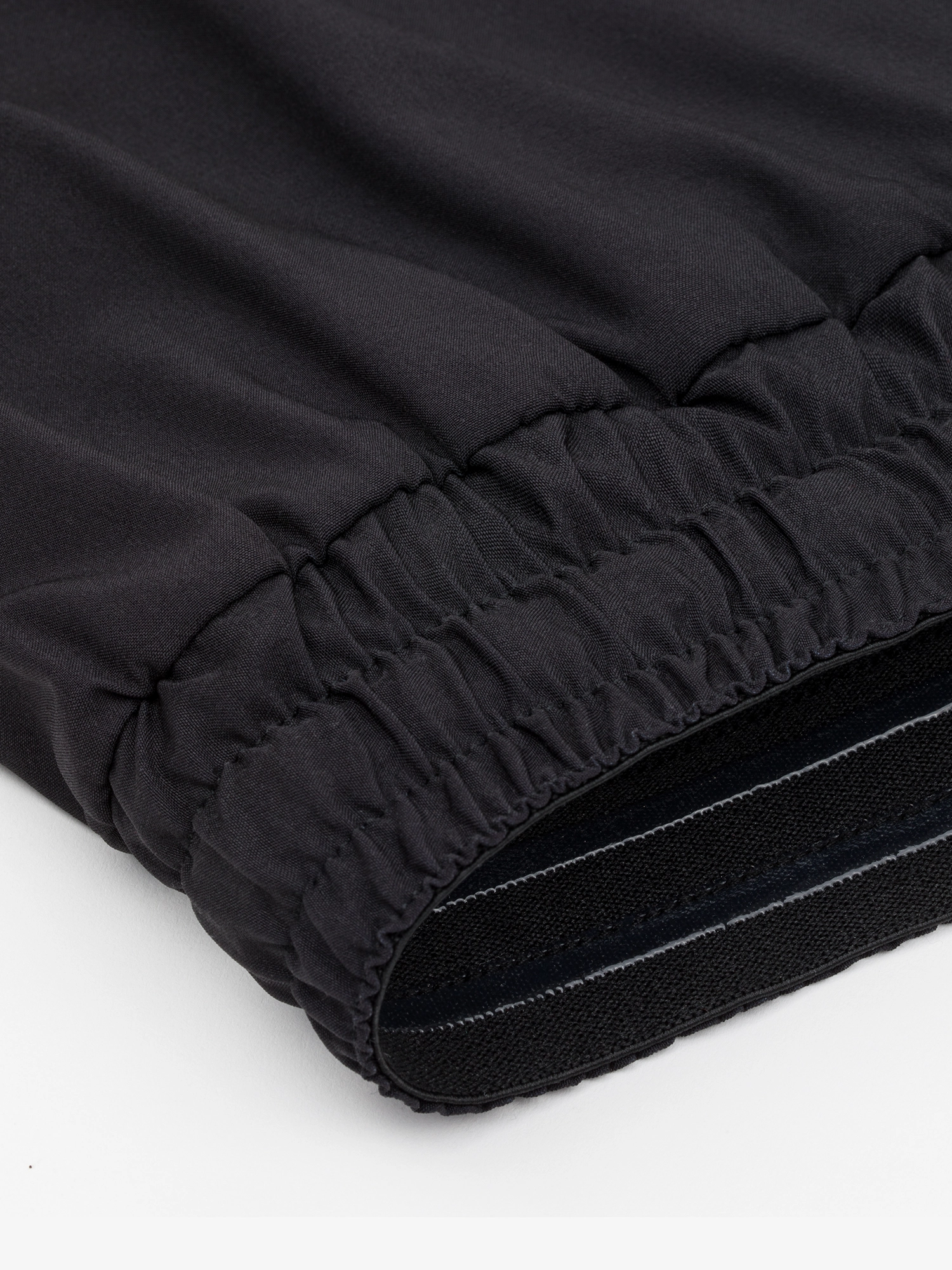 Шорты для единоборств Manto Uroboros - Black | Фото 4