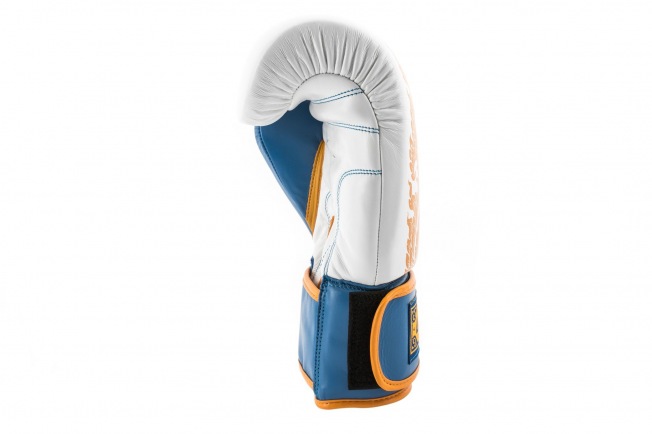 Боксерские перчатки UFC Premium True Thai - White/Blue | Фото 5