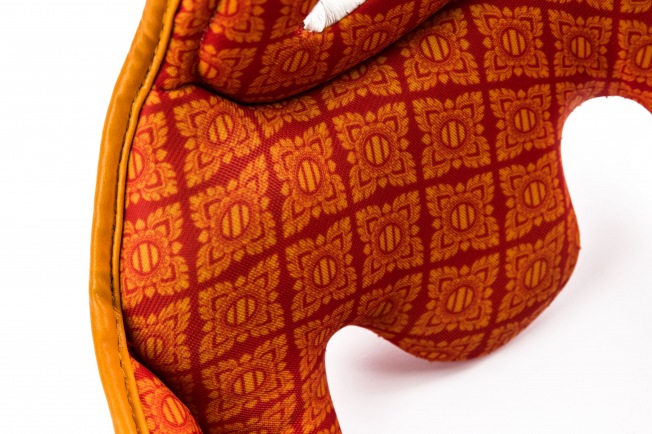 Боксерский шлем UFC Premium True Thai - White/Red | Фото 12