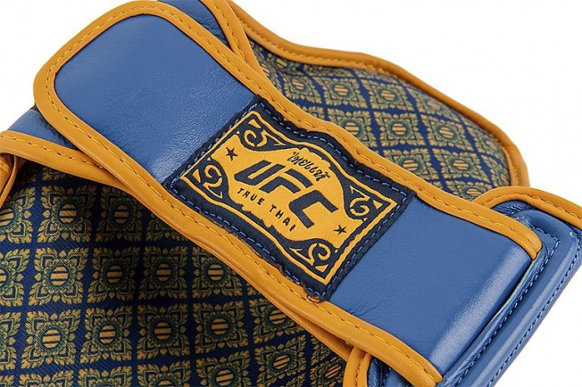 Щитки на ноги, шингарды UFC Premium True Thai - White/Blue | Фото 10