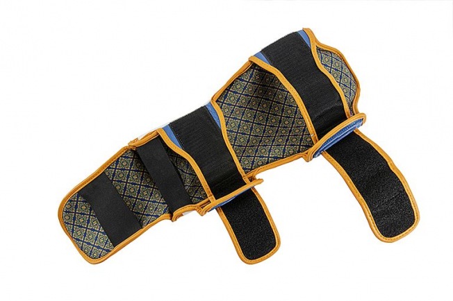 Щитки на ноги, шингарды UFC Premium True Thai - White/Blue | Фото 13