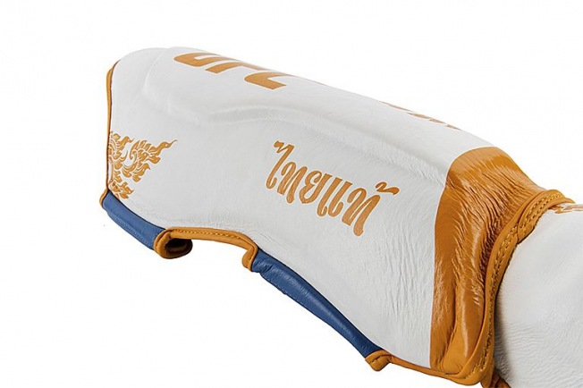 Щитки на ноги, шингарды UFC Premium True Thai - White/Blue | Фото 6