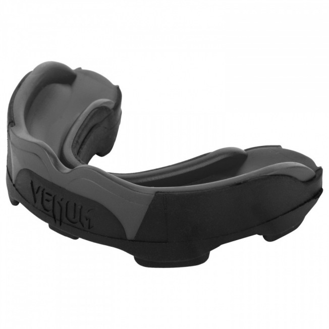 Капа боксерская Venum Predator - Black/Black | Фото 2