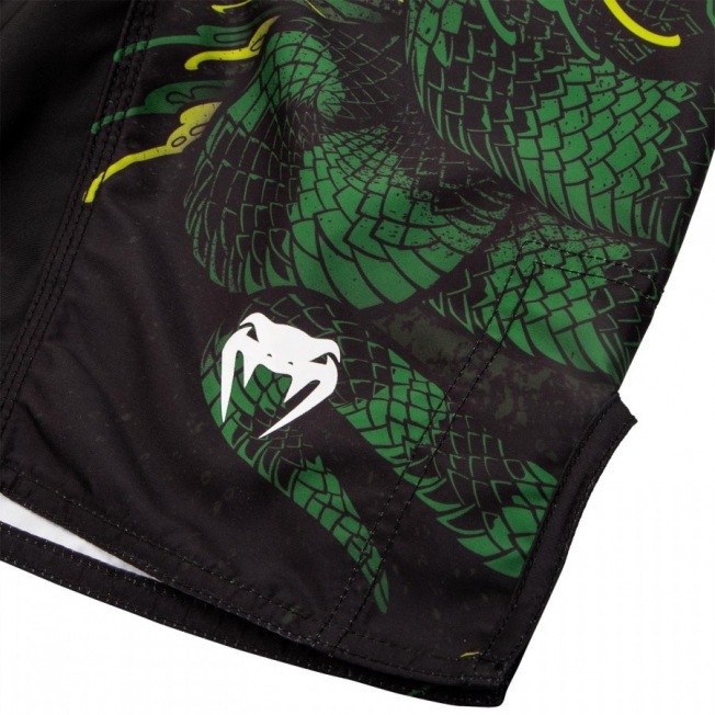 Детские шорты для единоборств Venum Green Viper - Black/Green | Фото 4