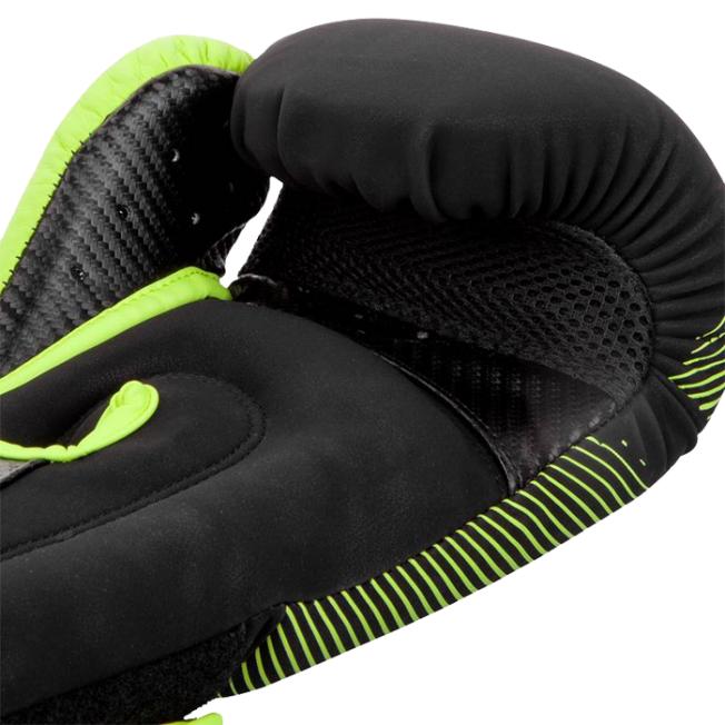 Боксерские перчатки Venum Training Camp | Фото 3