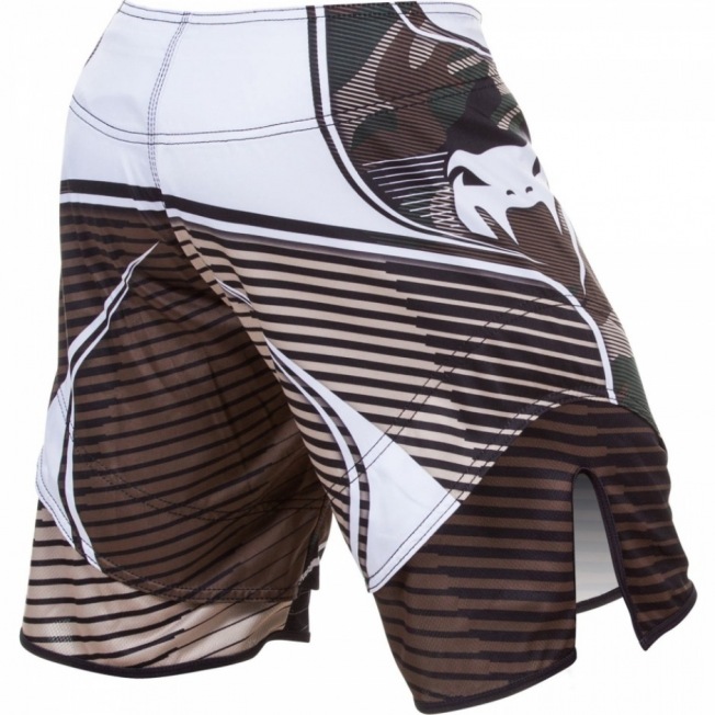 Шорты Venum Camo Hero - Green/Brown | Фото 2