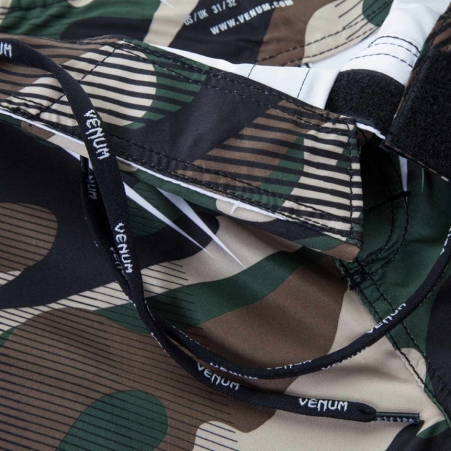 Шорты Venum Camo Hero - Green/Brown | Фото 5