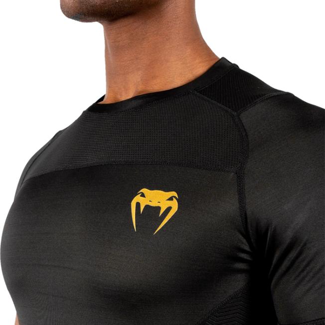 Рашгард Venum G-Fit SS - Black/Gold | Фото 6
