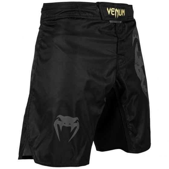 Шорты ММА Venum Light 3.0 - Black/Gold | Фото 1