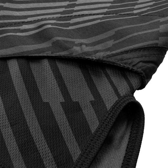 Шорты ММА Venum Plasma - Black/Black | Фото 6