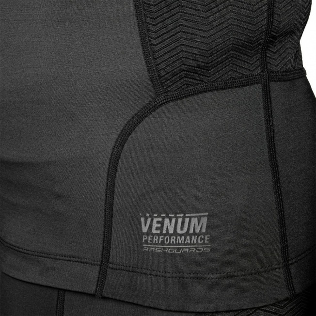 Рашгард Venum G-Fit SS - Black | Фото 4
