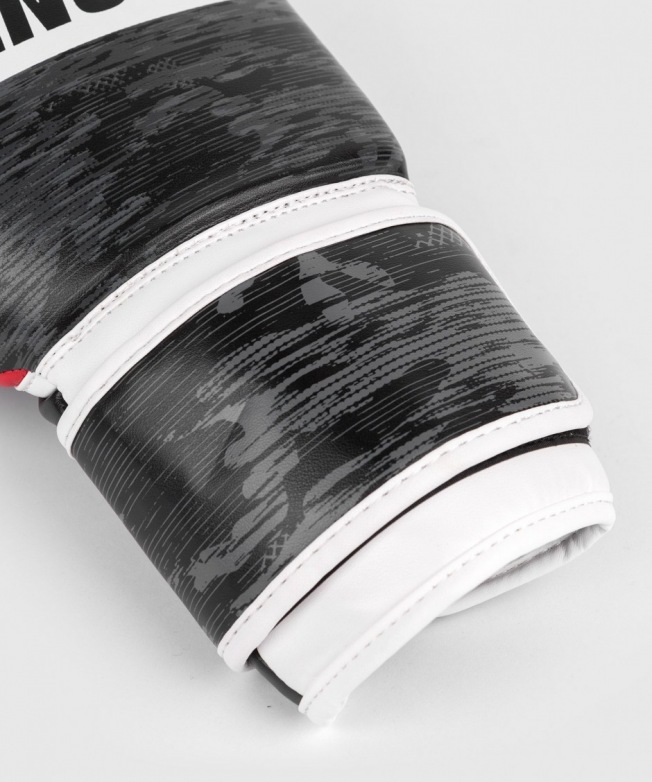 Боксерские перчатки Venum Bandit - Black/Grey | Фото 2