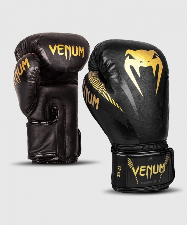 Перчатки боксерские Venum Impact - Black/Gold