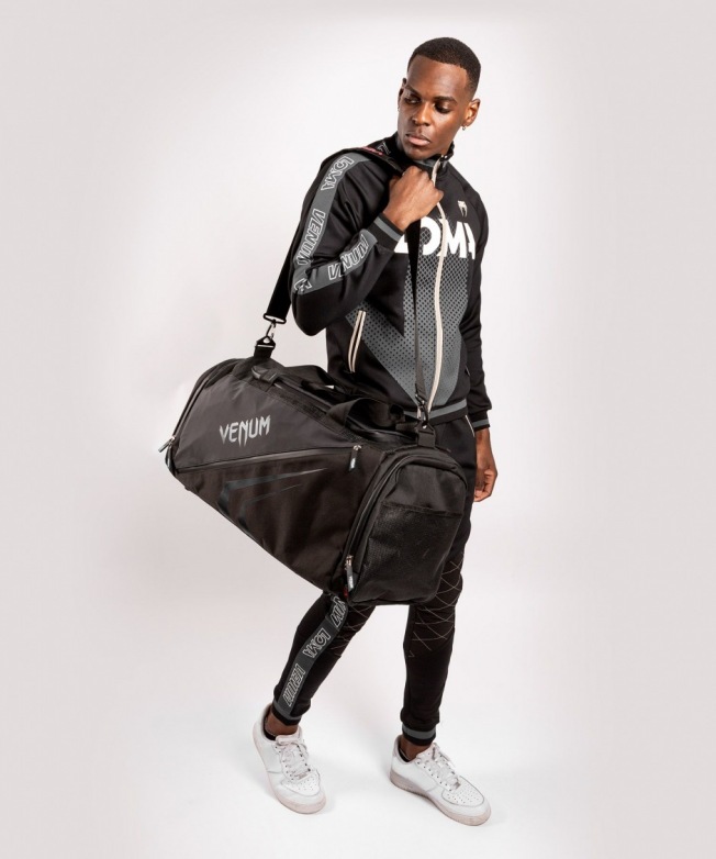 Сумка спортивная Venum Trainer Lite Evo - Black/Black | Фото 7