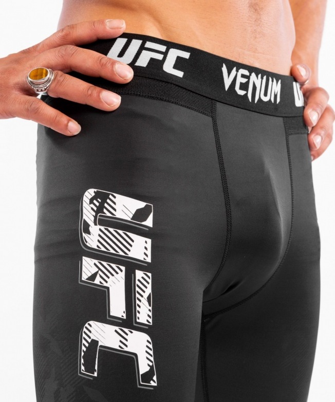 Компрессионные штаны UFC Venum Fight Week - Black | Фото 5