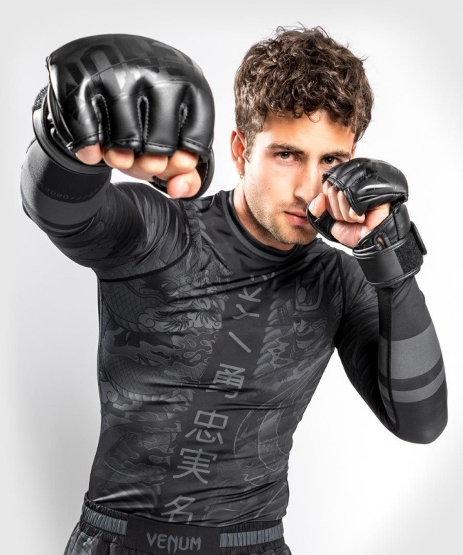 Рашгард Venum YKZ21 LS - Black/Black | Фото 2