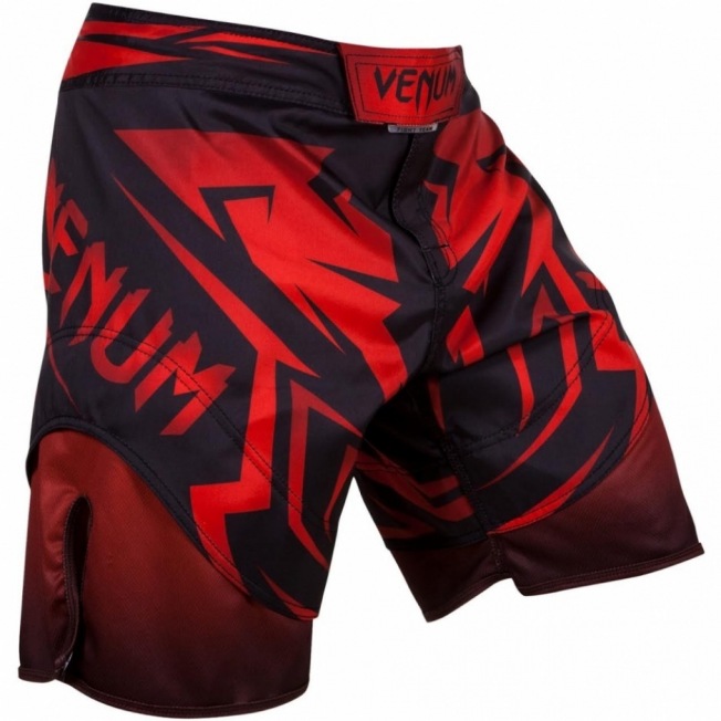 Шорты ММА Venum Shadow Hunter - Black/Red | Фото 1