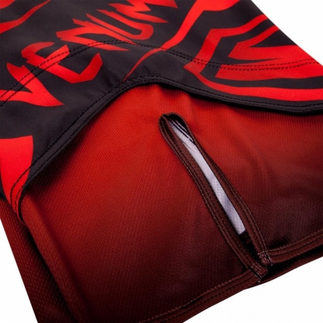 Шорты ММА Venum Shadow Hunter - Black/Red | Фото 4