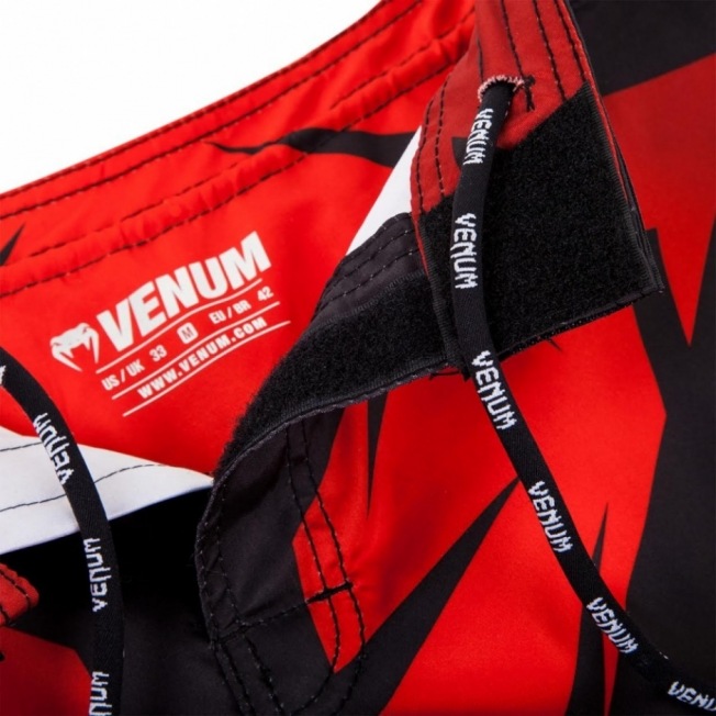 Шорты ММА Venum Shadow Hunter - Black/Red | Фото 5