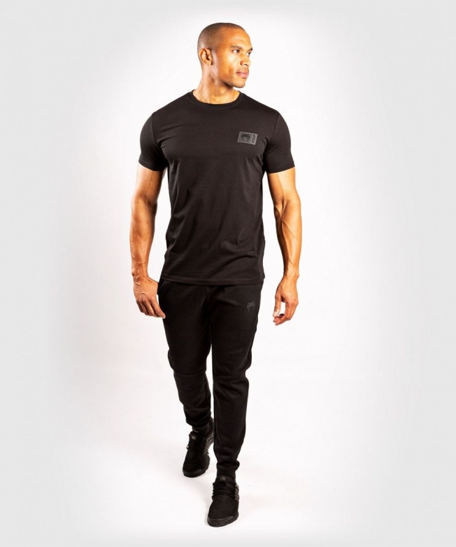 Футболка Venum Stamp - Black | Фото 1