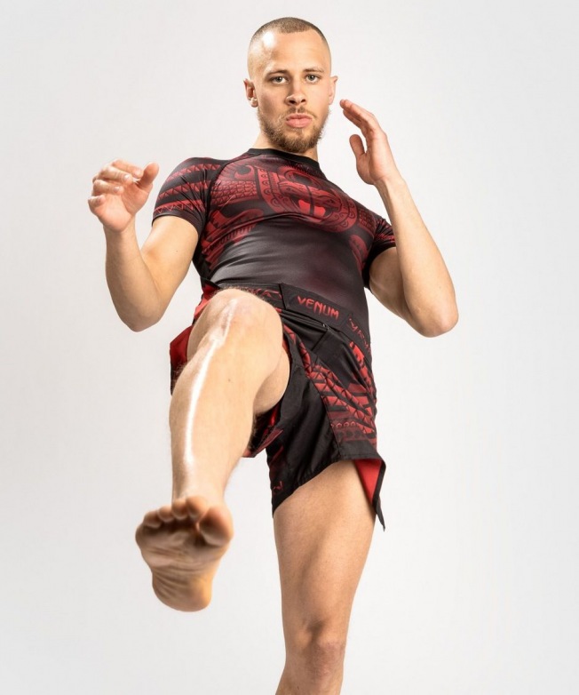 Шорты ММА Venum Nakahi - Black/Red | Фото 2