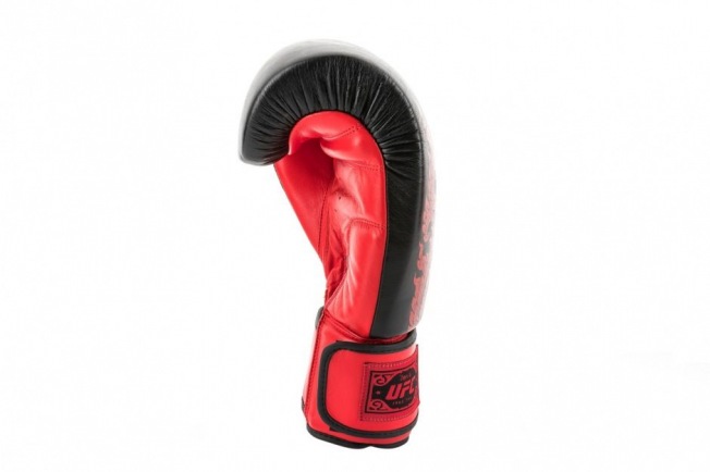 Боксерские перчатки UFC Premium True Thai - Black | Фото 6