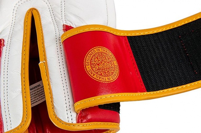 Боксерские перчатки UFC Premium True Thai - White/Red | Фото 11