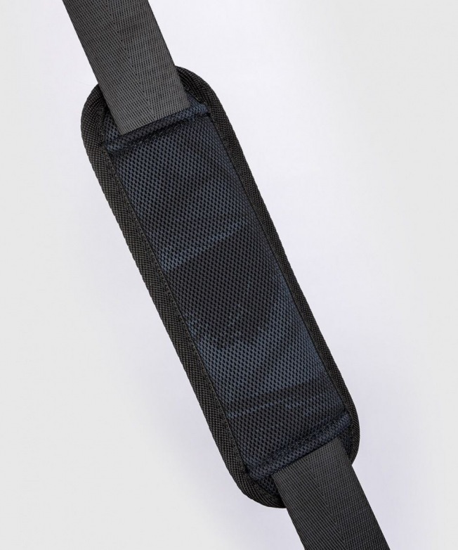 Сумка спортивная Venum Electron 3.0 - Black | Фото 9