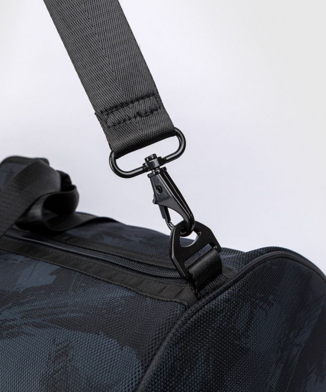 Сумка спортивная Venum Electron 3.0 - Black | Фото 7