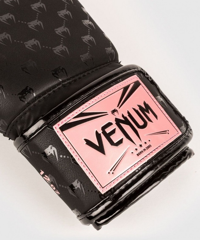 Боксерские перчатки Venum Impact Monogram - Black/Pink Gold | Фото 3