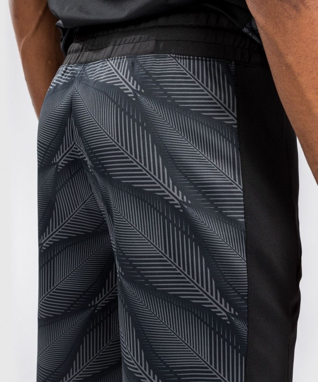 Спортивные штаны Venum Phantom - Black/Red | Фото 7