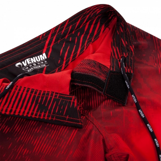 Шорты ММА Venum Fusion - Black/Red | Фото 6