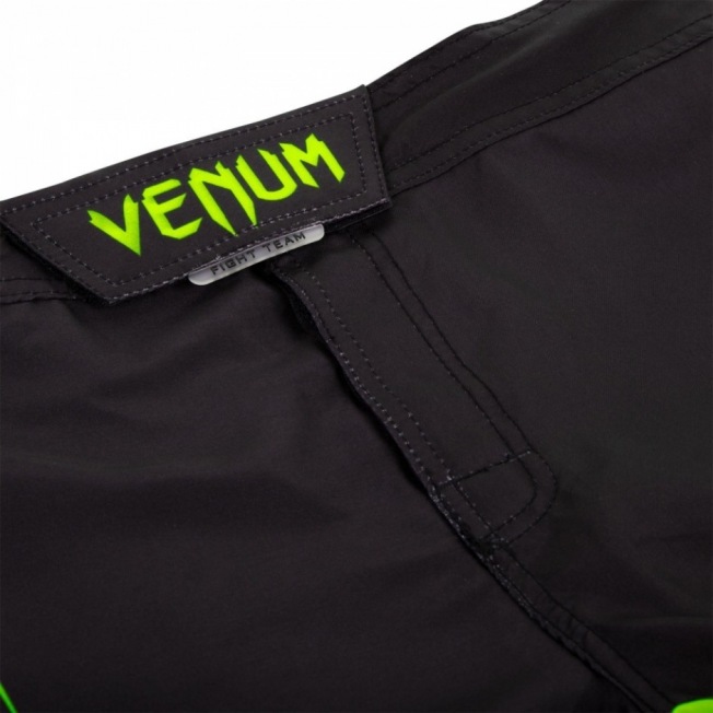 Шорты ММА Venum Challenger - Black/Neo Yellow | Фото 4