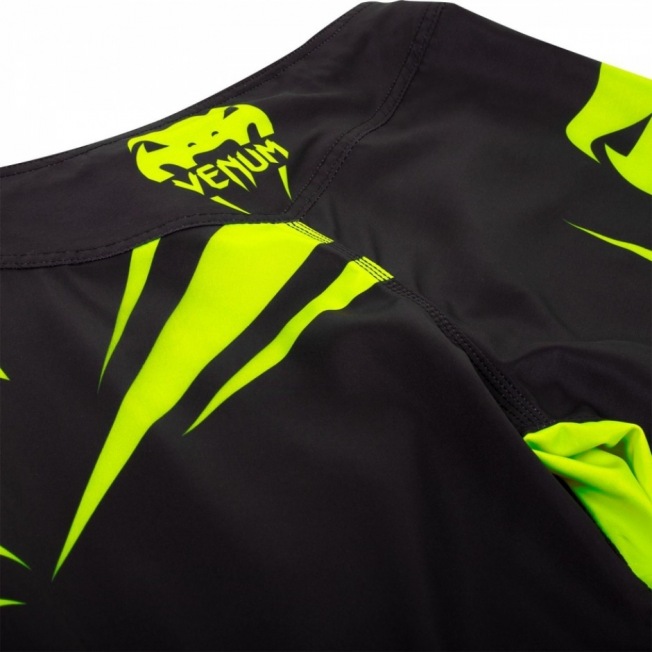 Шорты ММА Venum Challenger - Black/Neo Yellow | Фото 8