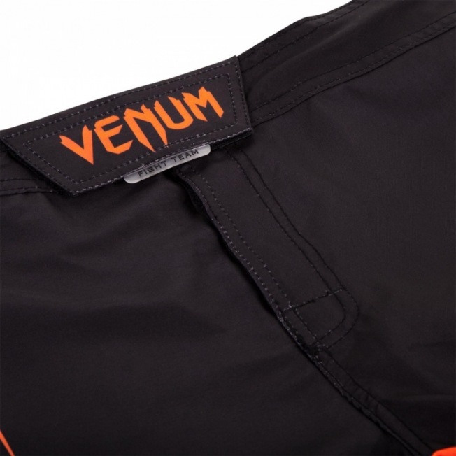 Шорты ММА Venum Challenger - Black/Neo Orange | Фото 4