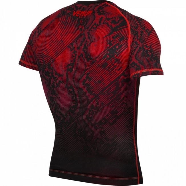 Рашгард Venum Fusion Short Sleeves - Black/Red | Фото 5