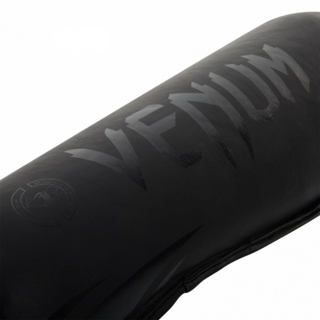 Шингарды Venum Challenger - Black/Black | Фото 1