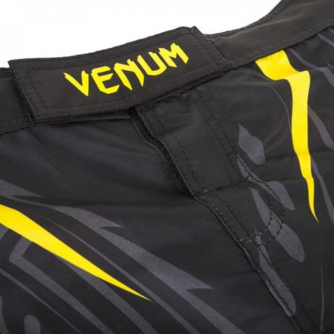 Шорты Venum Lyoto Machida Ryujin - Black/Yellow | Фото 3