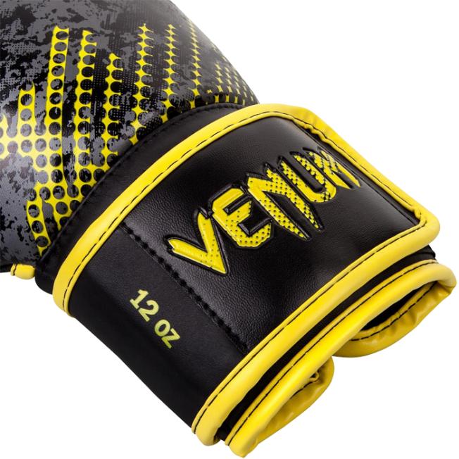 Боксерские Перчатки Venum Tramo Limited Edition - Black/Yellow | Фото 2